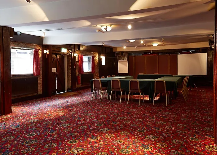 Red Lion Hotel By Greene King Inns